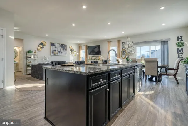 $479,900 | 207 Chadsworth Way, York, PA 17402