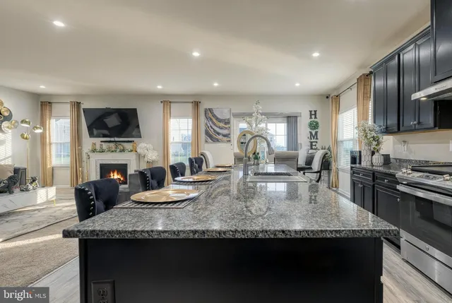 $479,900 | 207 Chadsworth Way, York, PA 17402