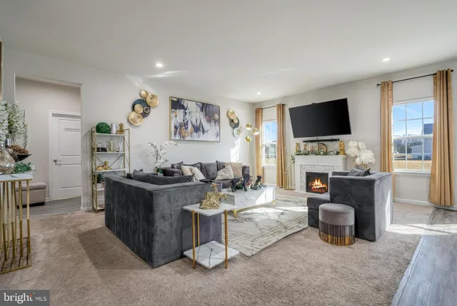 $479,900 | 207 Chadsworth Way, York, PA 17402