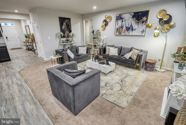 $479,900 | 207 Chadsworth Way, York, PA 17402