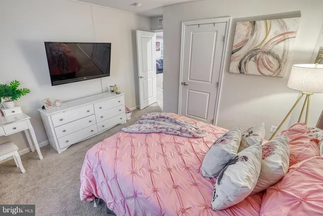 $479,900 | 207 Chadsworth Way, York, PA 17402