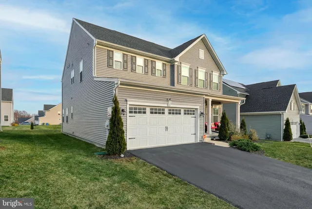 $479,900 | 207 Chadsworth Way, York, PA 17402