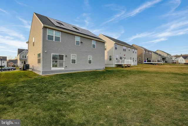 $479,900 | 207 Chadsworth Way, York, PA 17402