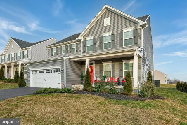 $479,900 | 207 Chadsworth Way, York, PA 17402