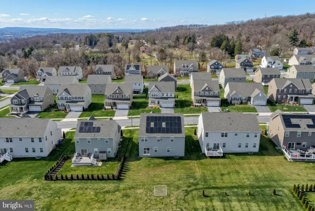 $479,900 | 207 Chadsworth Way, York, PA 17402