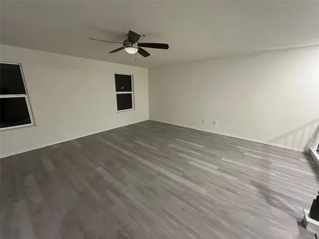 $2,300 | 112 West Point Way, Elgin, TX 78621