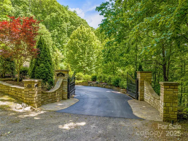$2,495,000 | 202 Emerald Lane, Maggie Valley, NC 28751