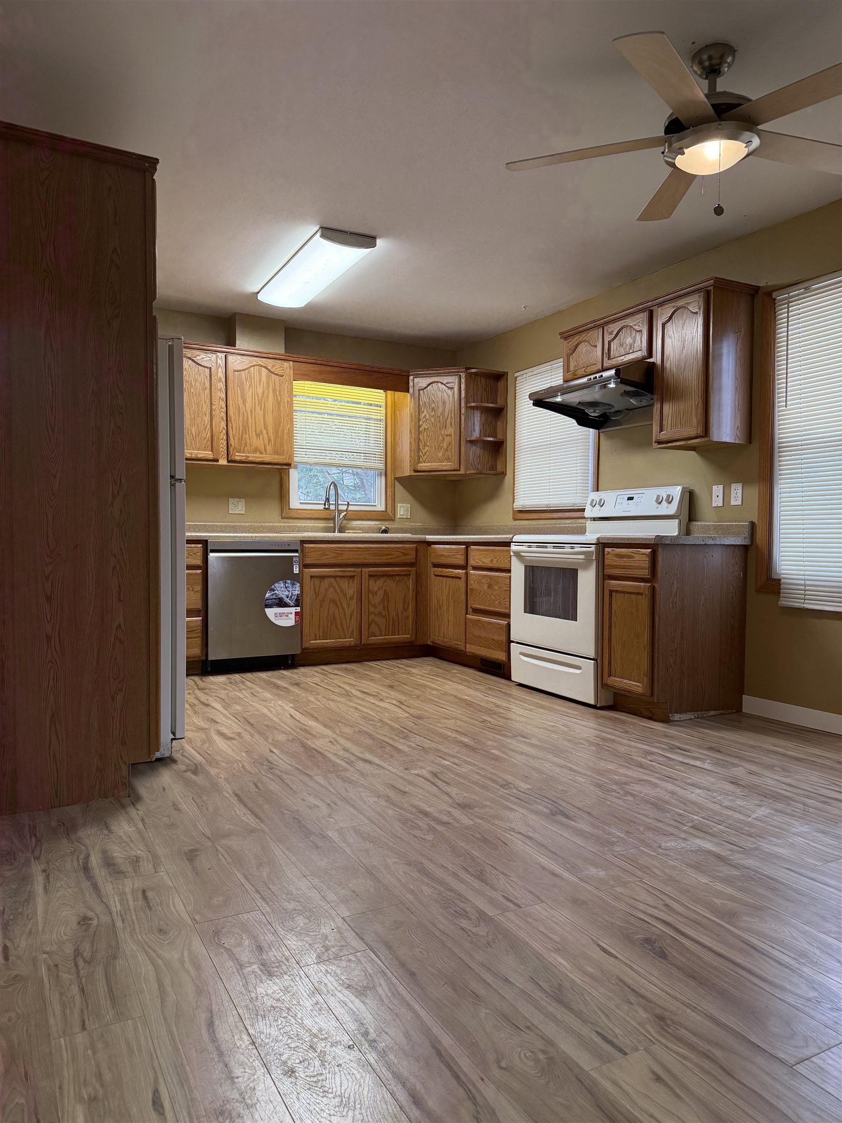 6622 Berkshire Road Madison, WI 53711 - Photo 12 of 24