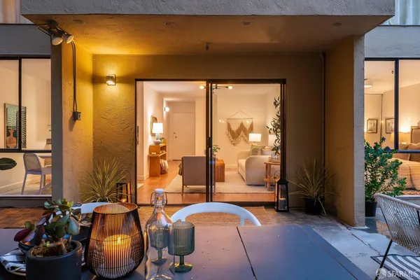 $575,000 | 771 Kingston Avenue, Unit 104, Piedmont, CA 94611