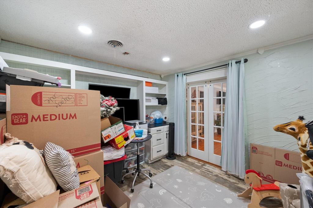 1407 Bluebonnet Trail Arlington, TX 76013 - Photo 18 of 31