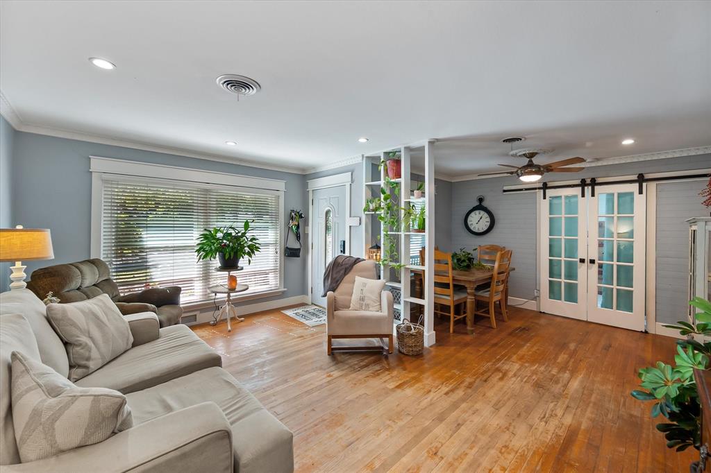 1407 Bluebonnet Trail Arlington, TX 76013 - Photo 6 of 31