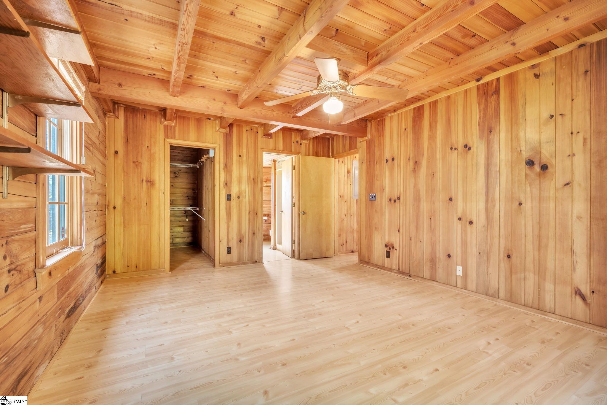 302 Doe Run Pickens, SC 29671 - Photo 11 of 34 Gallery Image 11