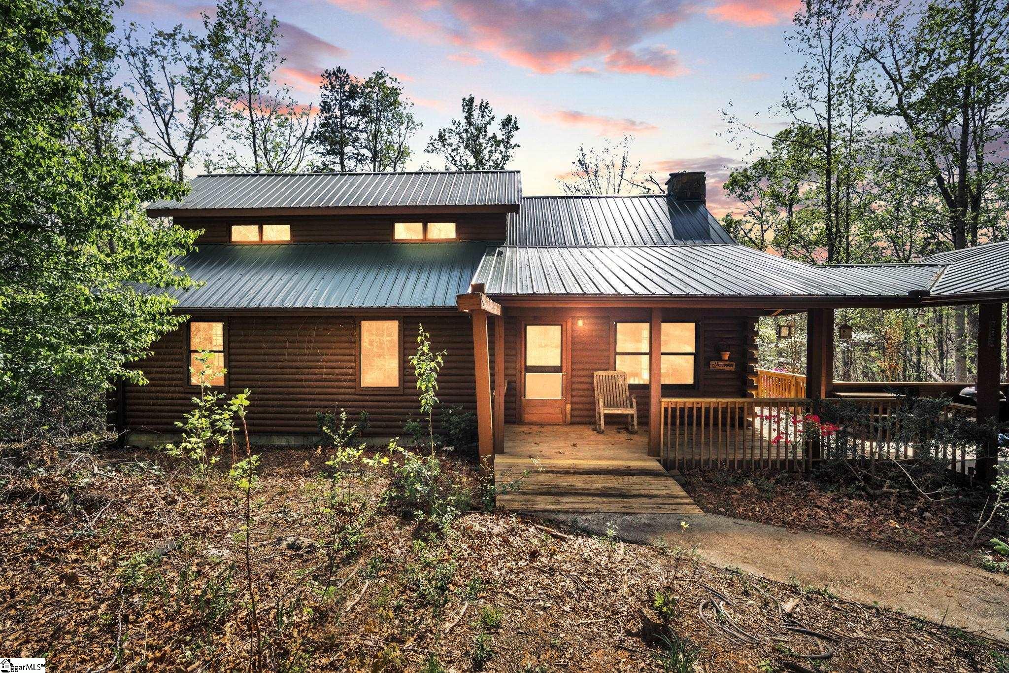 302 Doe Run Pickens, SC 29671 - Photo 3 of 34 Gallery Image 3