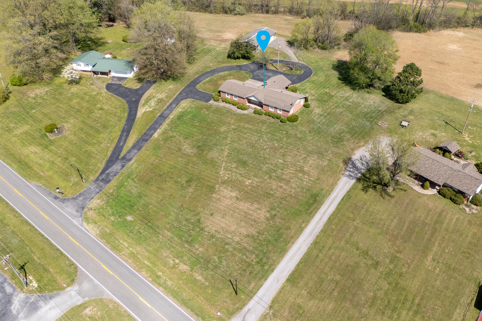 1090 Old Rte 146 Loop Vienna, IL 62995 - Photo 38 of 42 Gallery Image 38