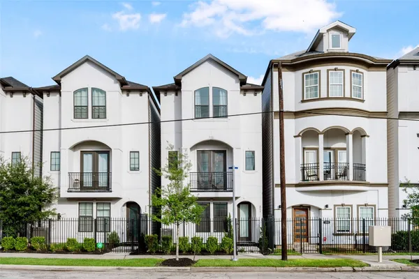 $3,000 | 211 Milby Street, Houston, TX 77003