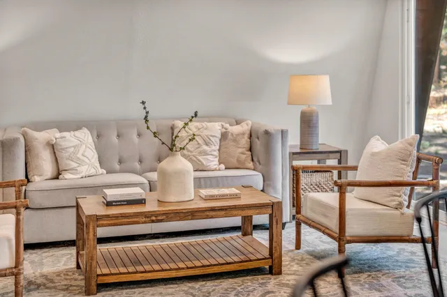 $699,000 | 13081 Davos Drive, Truckee, CA 96161