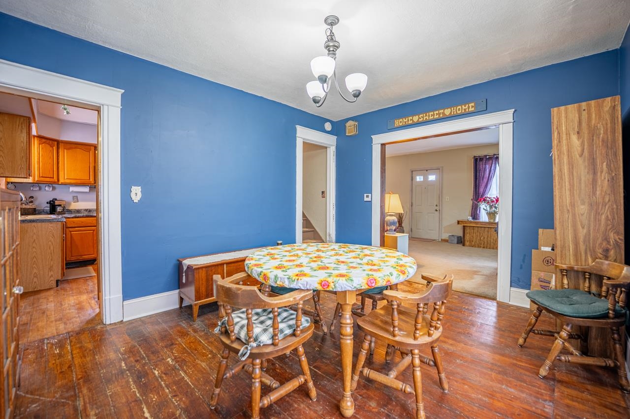 612 Chicago Street Belvidere, IL 61008 - Photo 4 of 31