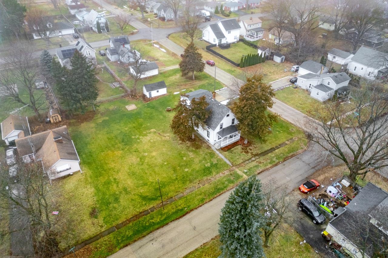 612 Chicago Street Belvidere, IL 61008 - Photo 10 of 31