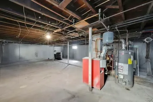 $419,900 | 69-71 Elmwood Avenue, Holyoke, MA 01040