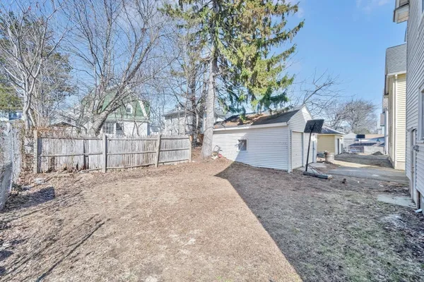 $419,900 | 69-71 Elmwood Avenue, Holyoke, MA 01040