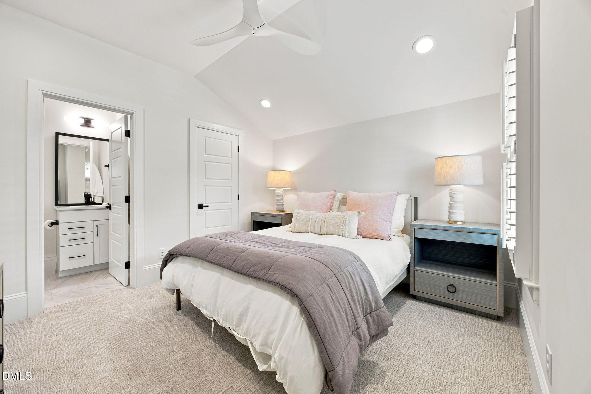 2804 Anderson Drive Raleigh, NC 27608 - Photo 33 of 54 21-web-or-mls-IMG_2269