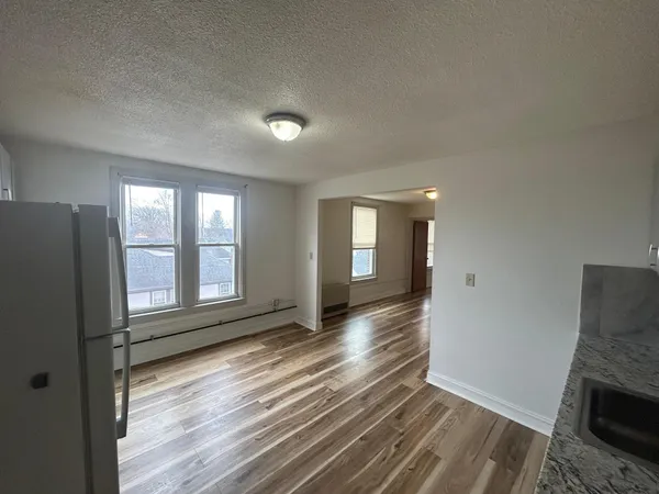 $1,495 | 23 Elm Street, Unit #7 3, Nashua, NH 03060
