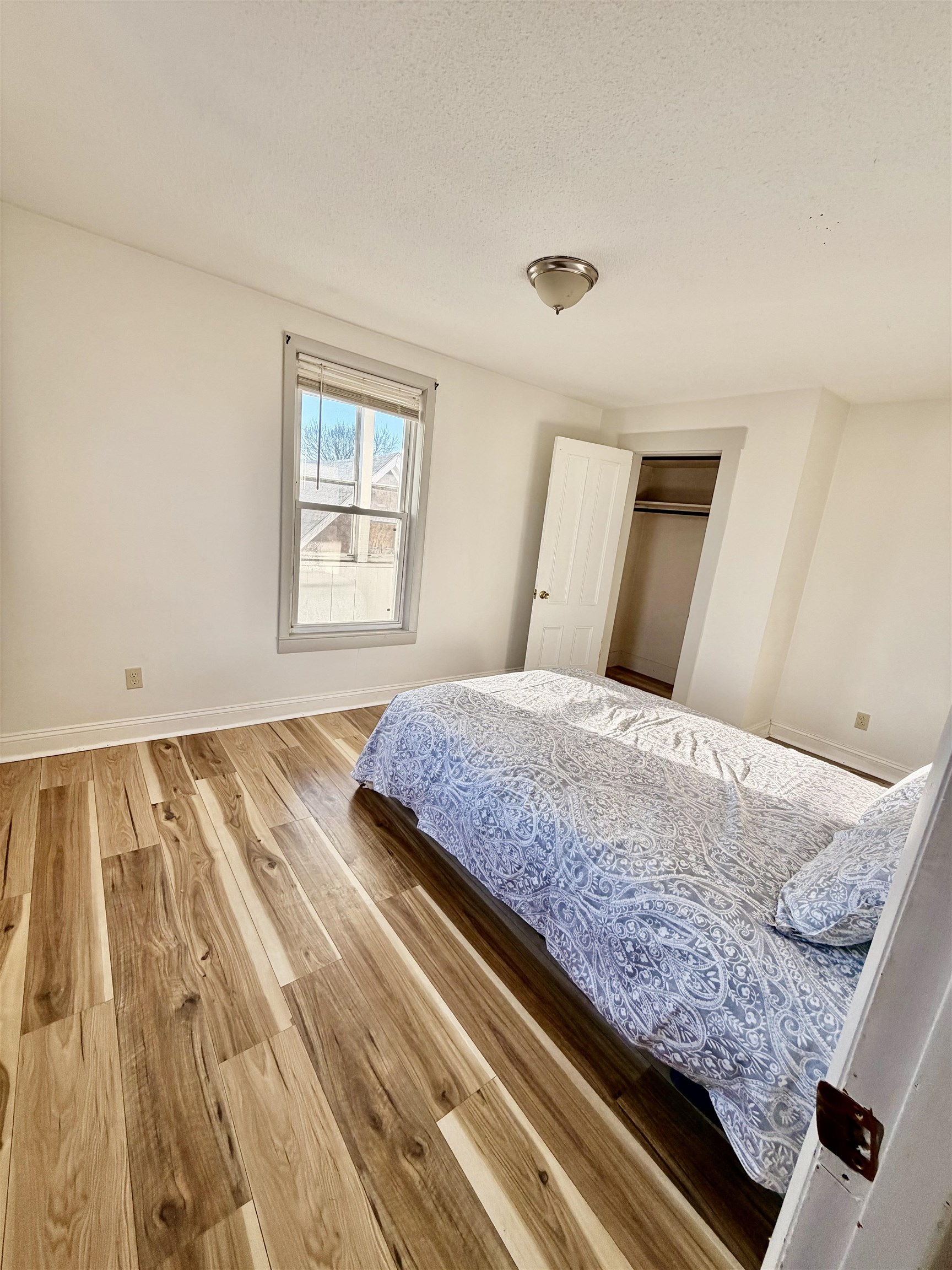 23 Elm Street, Unit #7 3 Nashua, NH 03060 - Photo 11 of 17