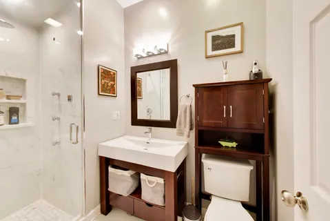 $550,000 | 1732 West Diversey Parkway, Unit 2W, Chicago, IL 60614