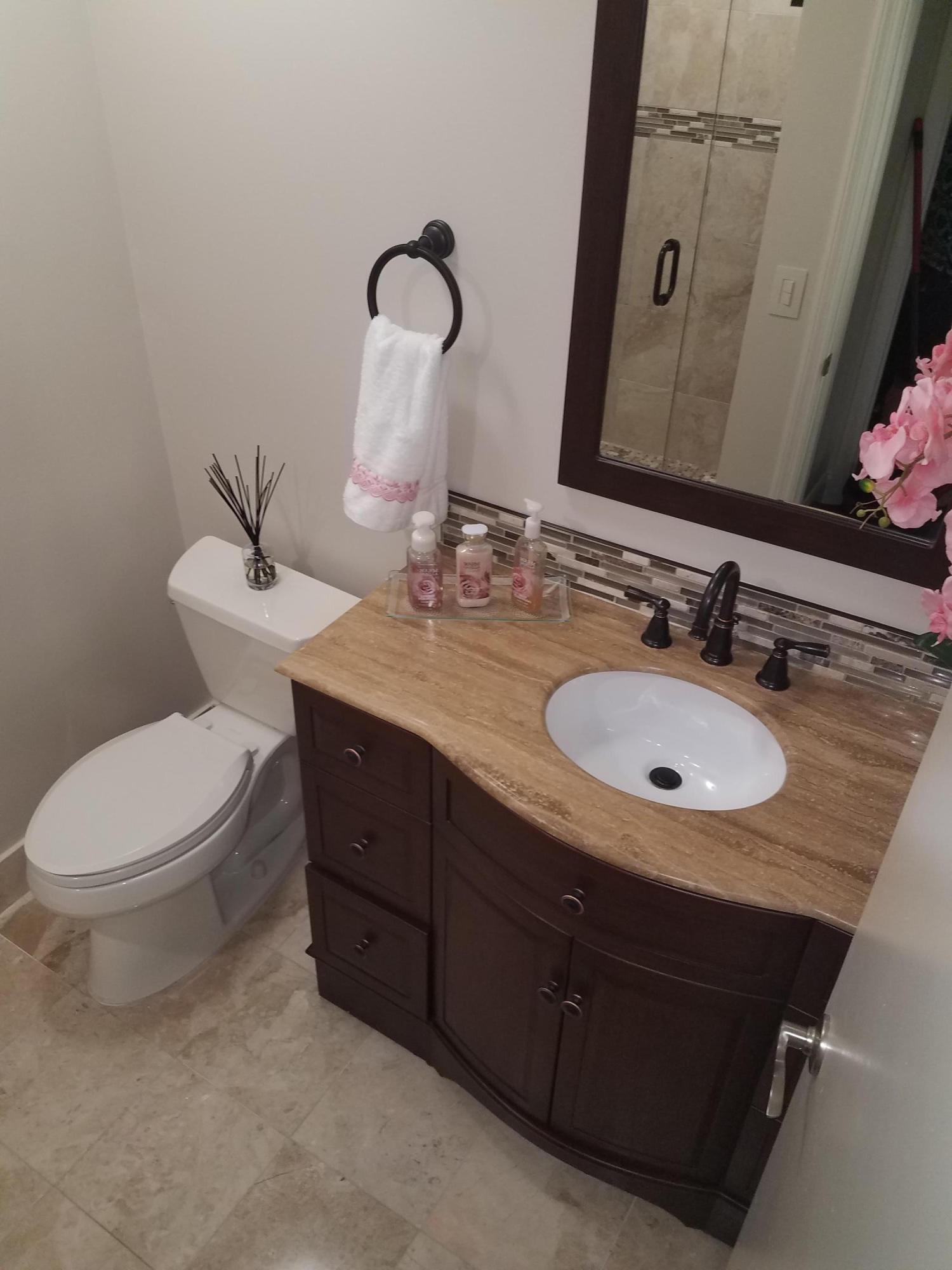 41 Flanders A Delray Beach, FL 33484 - Photo 11 of 17 20180111_165405