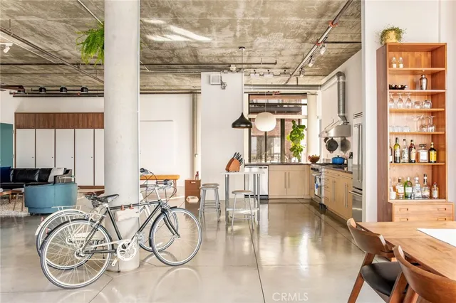 $849,000 | 835 Locust Avenue, Unit 519, Long Beach, CA 90813