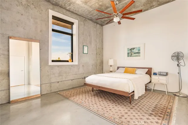 $849,000 | 835 Locust Avenue, Unit 519, Long Beach, CA 90813