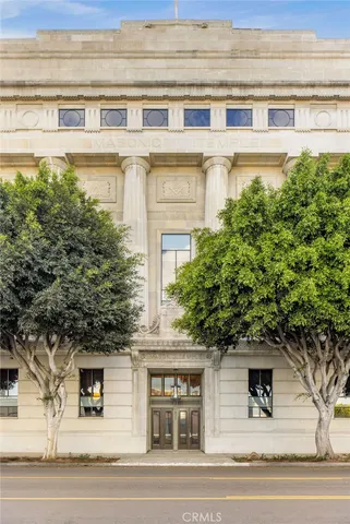 $849,000 | 835 Locust Avenue, Unit 519, Long Beach, CA 90813