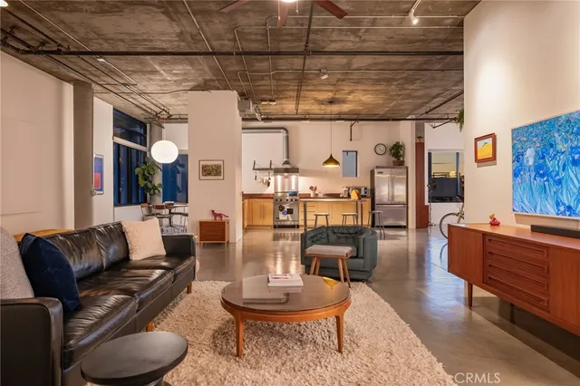 $849,000 | 835 Locust Avenue, Unit 519, Long Beach, CA 90813