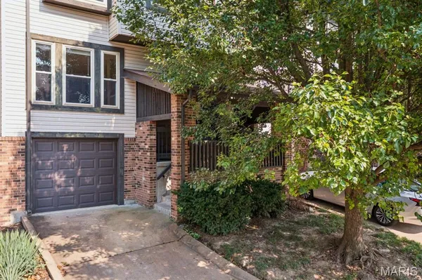 $229,900 | 2308 Driftwood Place, St. Louis, MO 63146