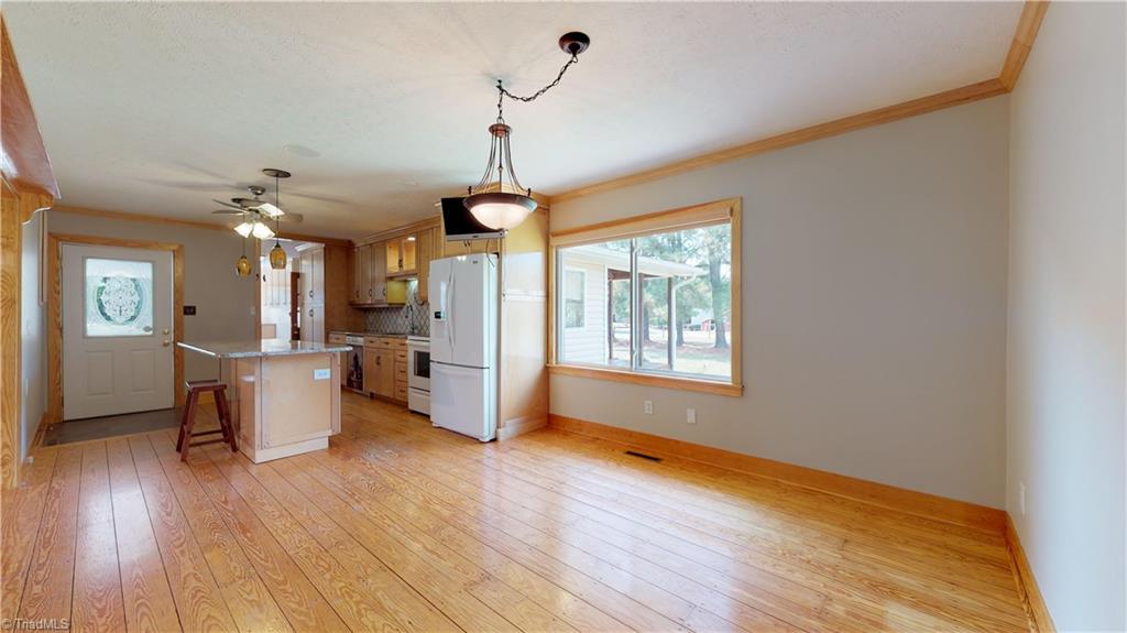 207 Andrew Hunter Road Asheboro, NC 27203 - Photo 13 of 28 Gallery Image 13