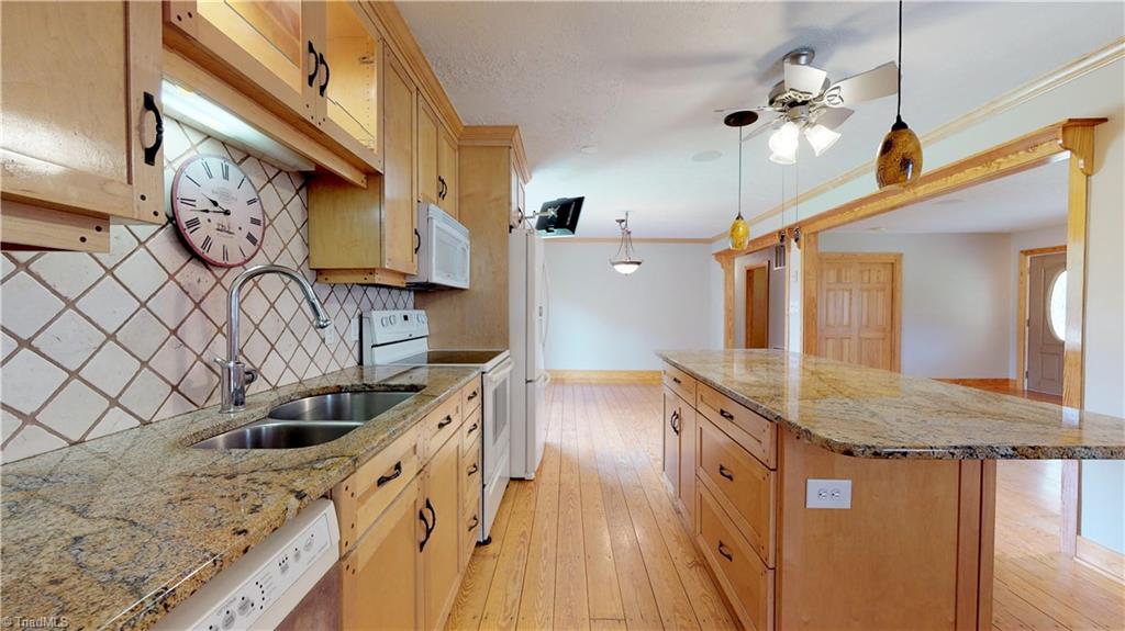 207 Andrew Hunter Road Asheboro, NC 27203 - Photo 16 of 28 Gallery Image 16