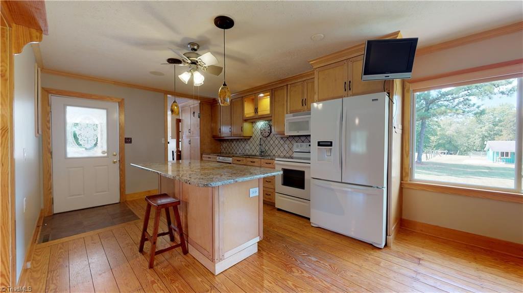 207 Andrew Hunter Road Asheboro, NC 27203 - Photo 18 of 28 Gallery Image 18