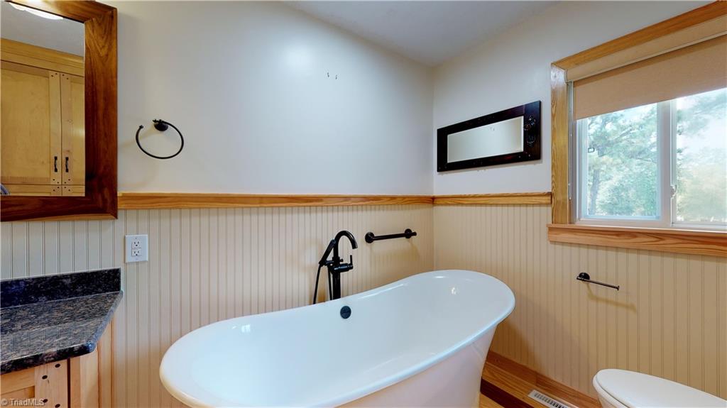 207 Andrew Hunter Road Asheboro, NC 27203 - Photo 23 of 28 Gallery Image 23