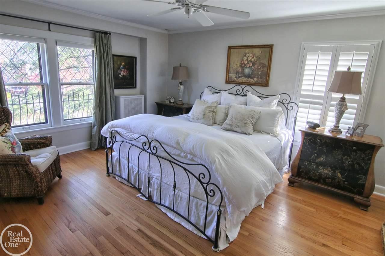765 Lincoln Road Grosse Pointe, MI 48230 - Photo 14 of 33 Master Bedroom