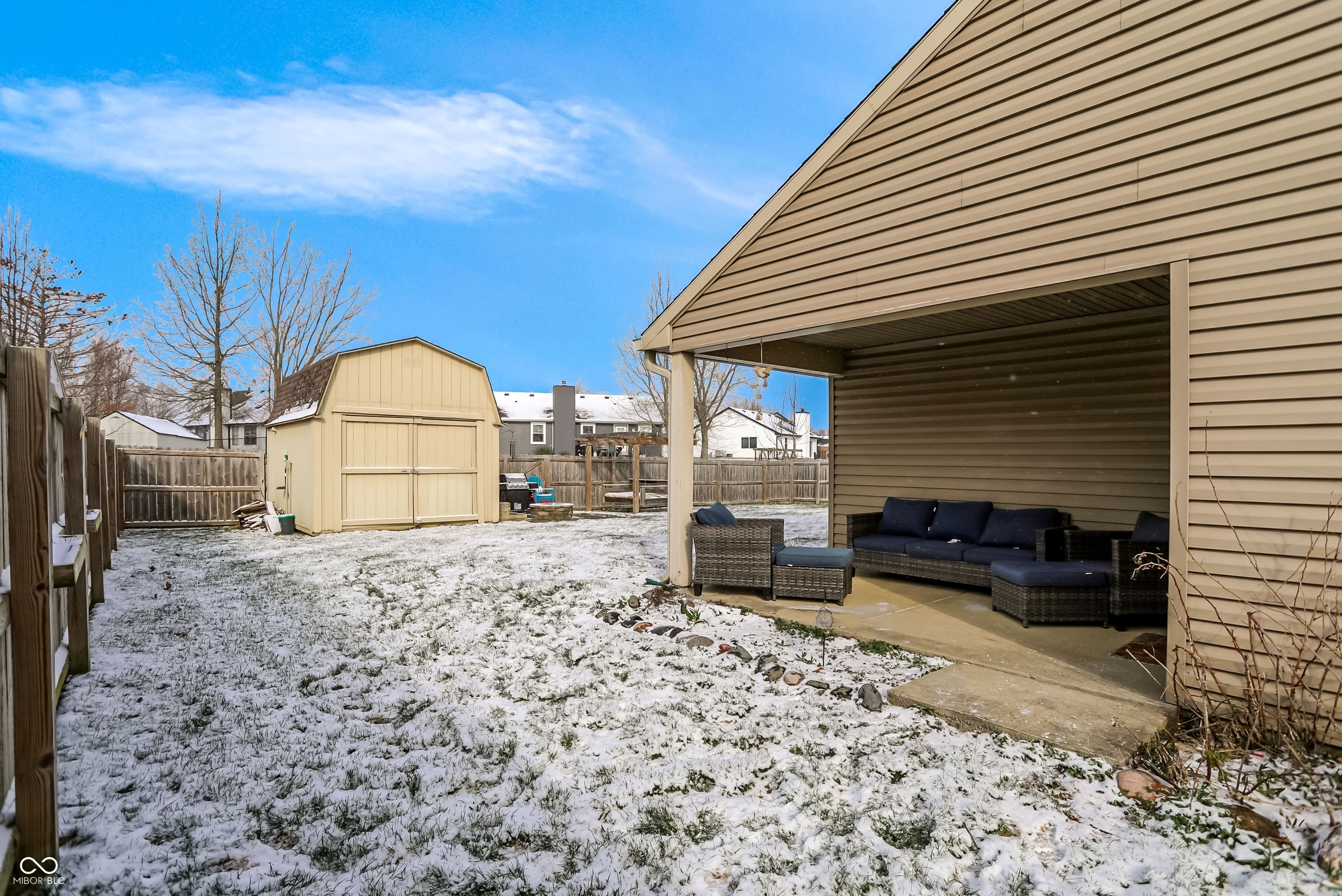 63 Longfellow Lane Greenfield, IN 46140 - Photo 2 of 27