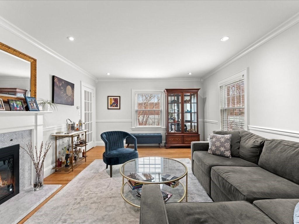 40 Lake Shore Road Boston, MA 02135 - Photo 9 of 39