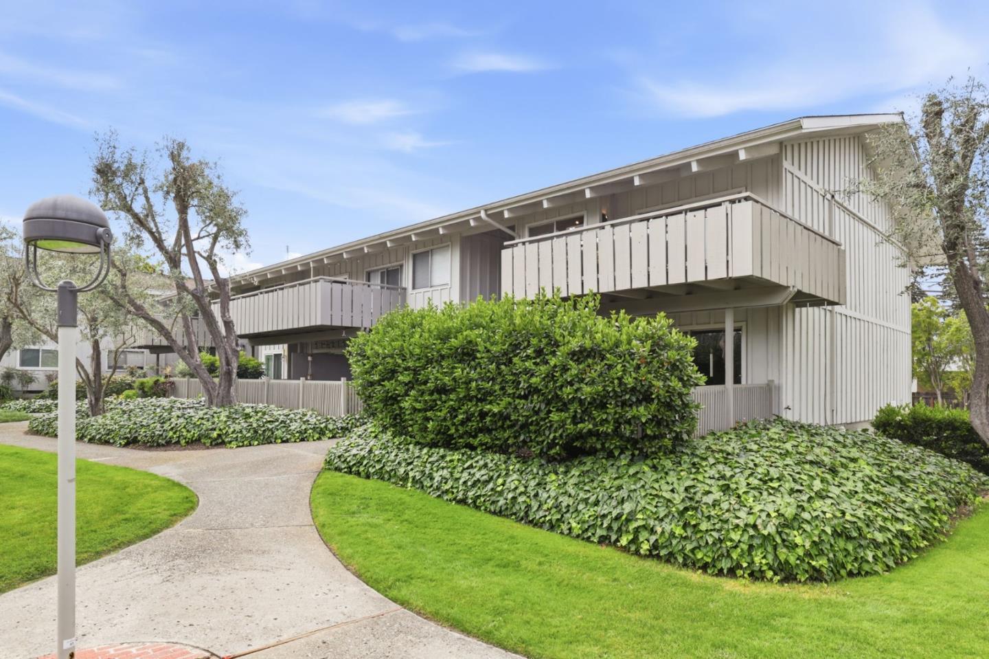 255 South Rengstorff Avenue, Unit 2 Mountain View, CA 94040 - Photo 19 of 25 Gallery Image 19