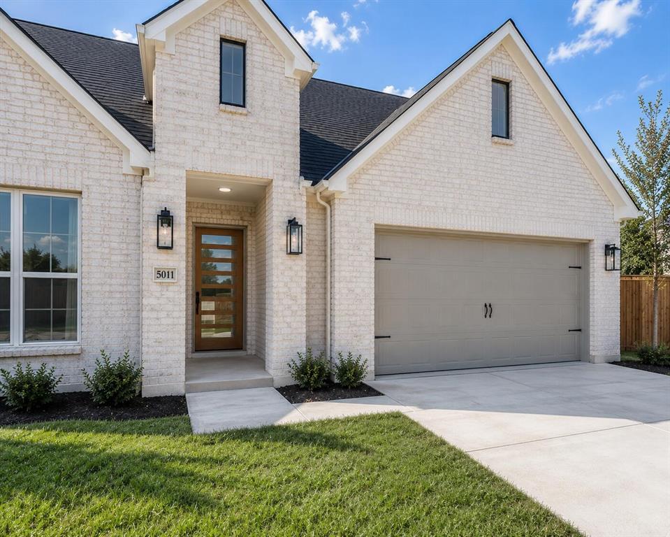 520 Roberts Run Sherman, TX 75092 - Photo 2 of 28