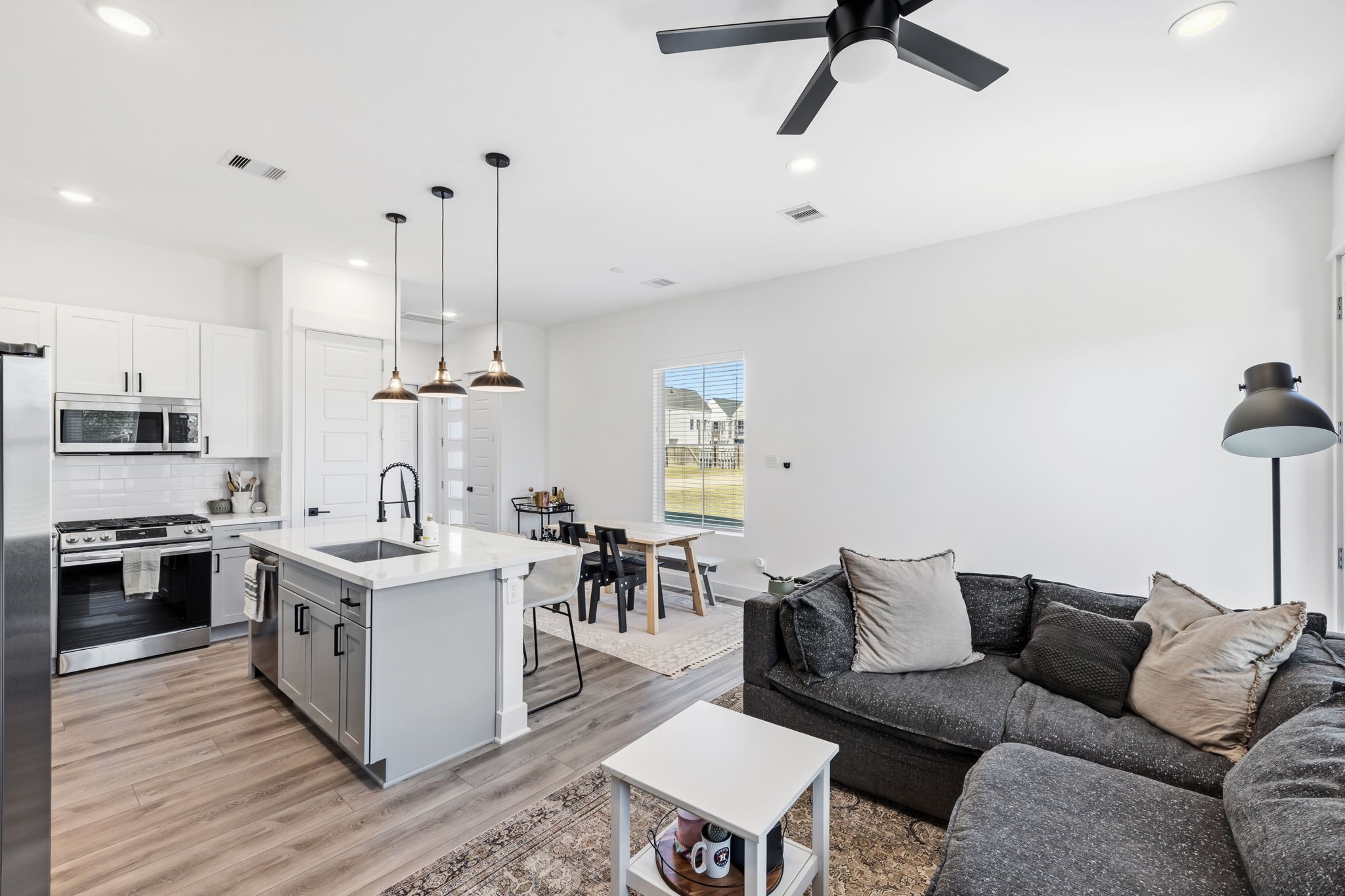 2908 Stevens Street Houston, TX 77026 - Photo 11 of 38