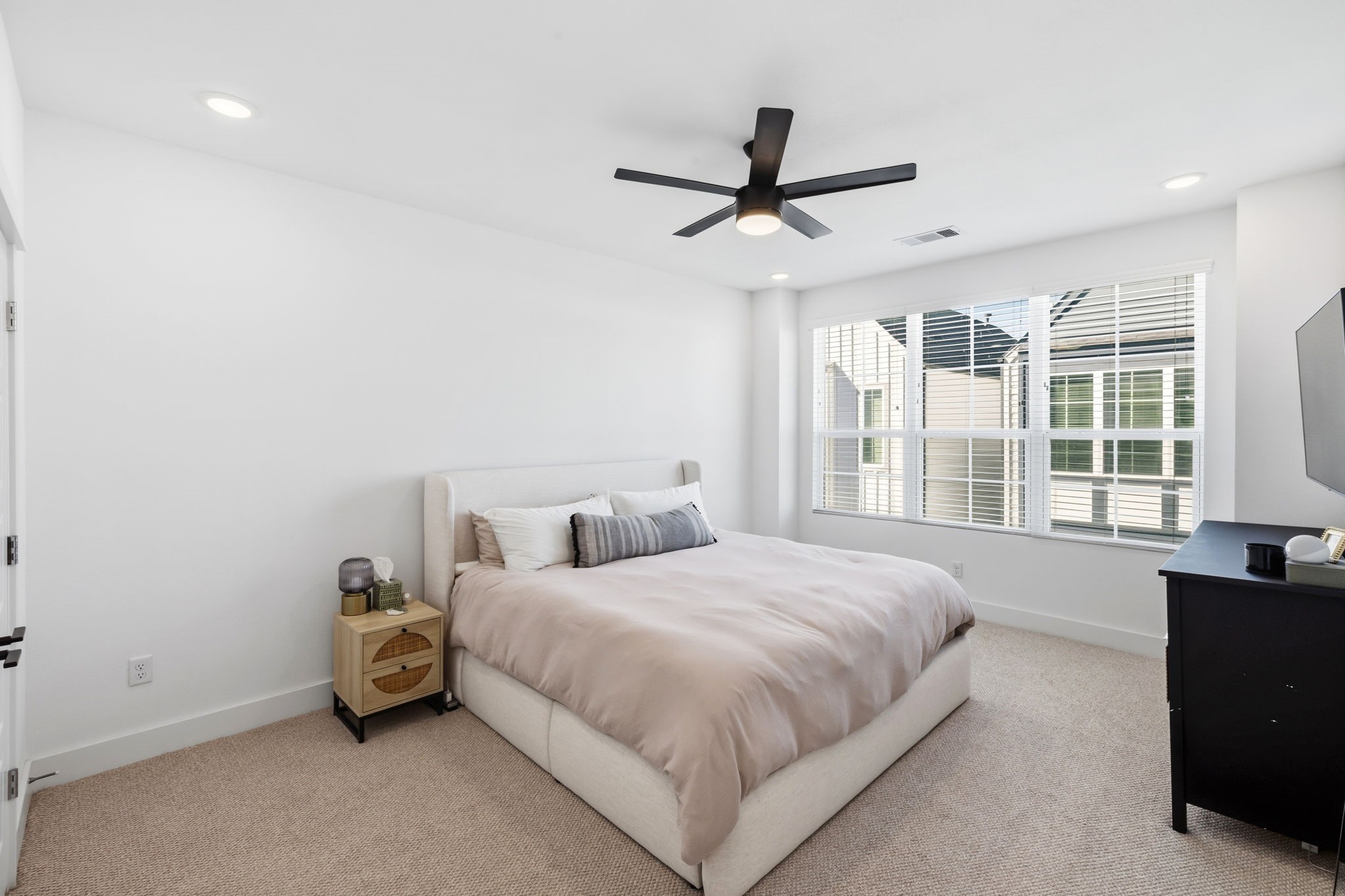 2908 Stevens Street Houston, TX 77026 - Photo 27 of 38