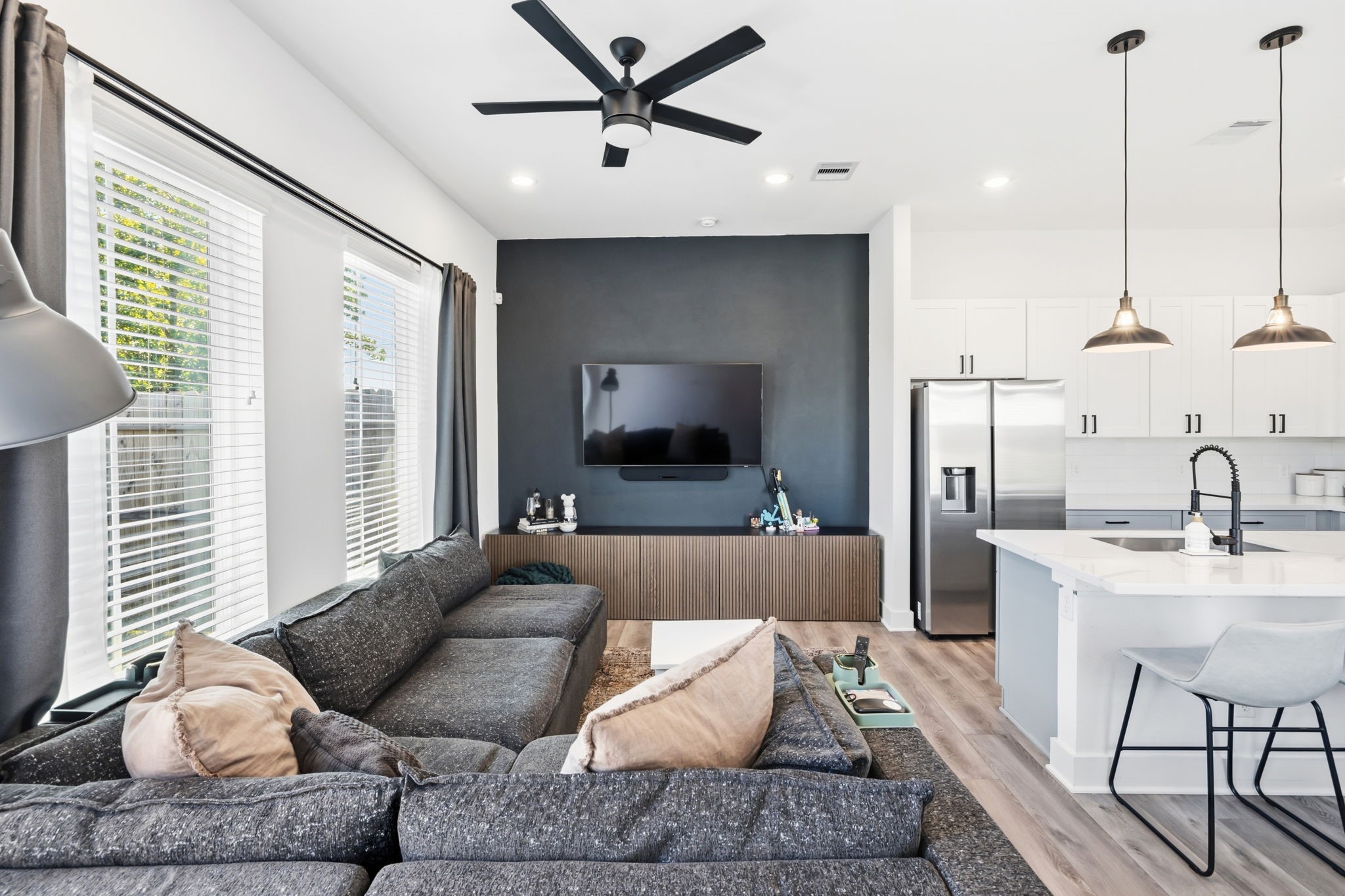 2908 Stevens Street Houston, TX 77026 - Photo 9 of 38