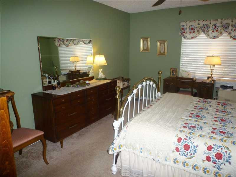 8094 Springtree Road, Unit 8094 Boca Raton, FL 33496 - Photo 21 of 31 Bedroom Master