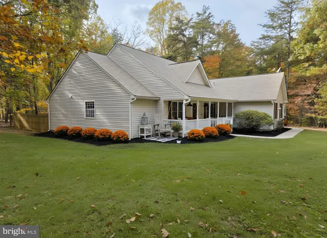 $565,000 | 31380 Paynes Farm Drive, Locust Grove, VA 22508