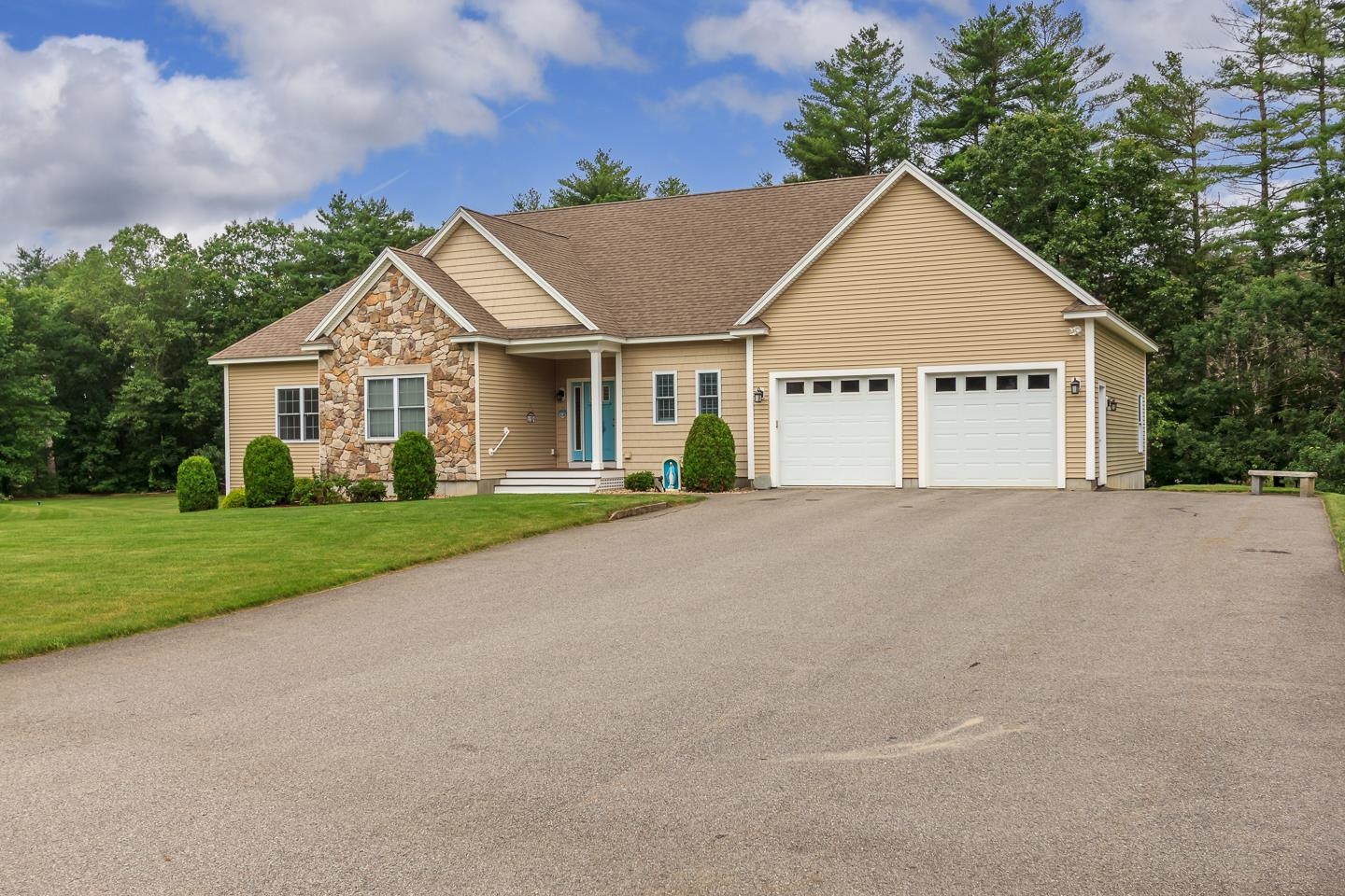 3 Putnam Farm Road Salem, NH 03079 - Photo 4 of 43 Gallery Image 4