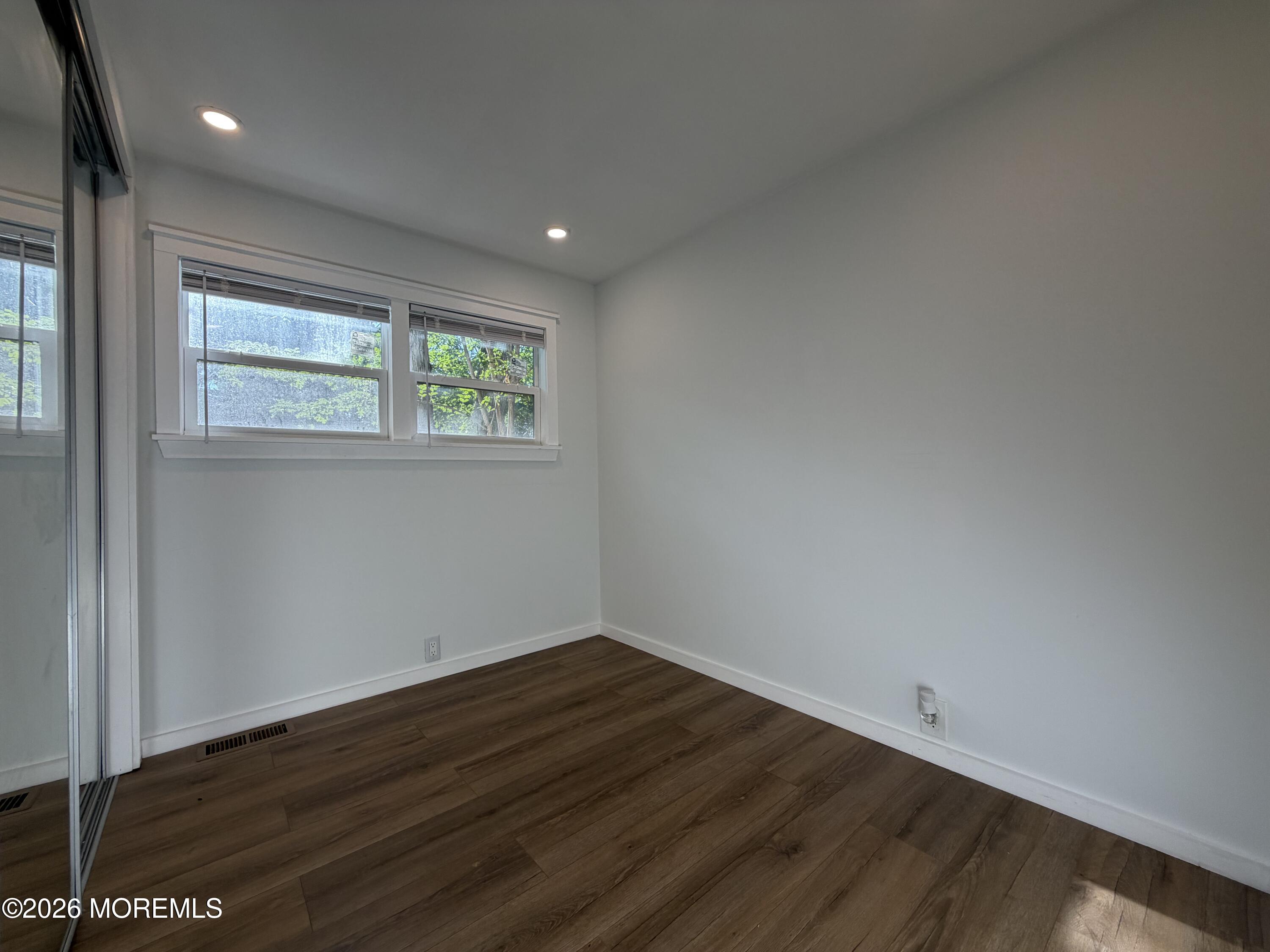 66 Roberts Road Englewood Cliffs, NJ 07632 - Photo 7 of 13 IMG_5479